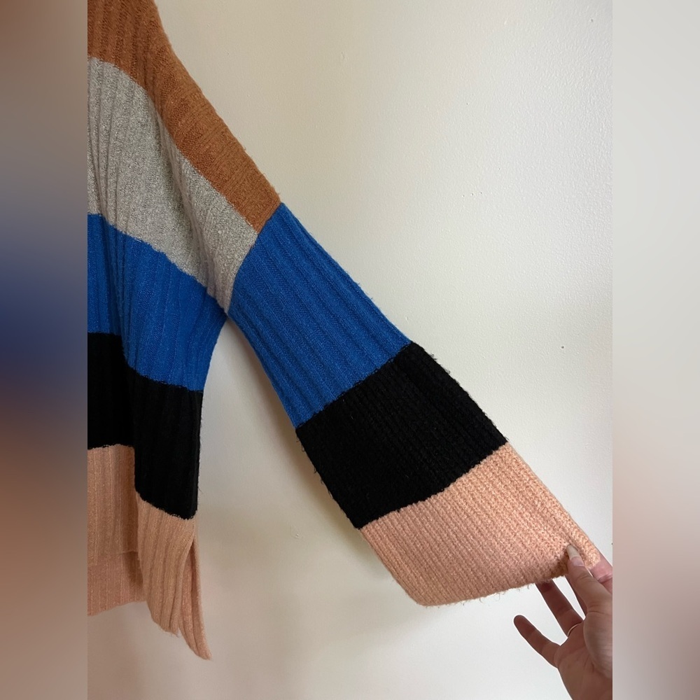 Altar’d State Woman’s Color Block Acrylic Blend Knit Oversized Sweater Size M - Picture 5 of 13